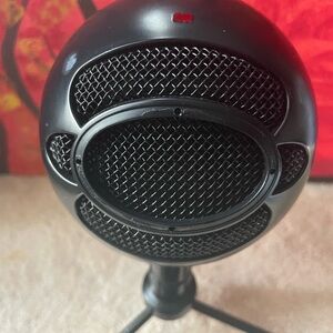 Blue snowball Logitech Sleek Black USB Microphone for creators,recording etc.